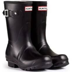 Hunter Women's Original Short Rain Boots In Black 9 Hunter Women's Original Short Rain Boots In Black -Shoe Style Shop 1 9 19 hunter original short wellington boots black 1 1100x