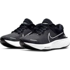 Nike Nike ZoomX Invincible Run Flyknit 2 W - Black/Summit White/Summit White -Shoe Style Shop Nike Nike ZoomX Invincible Run Flyknit 2 W Black Summit White Summit White 1