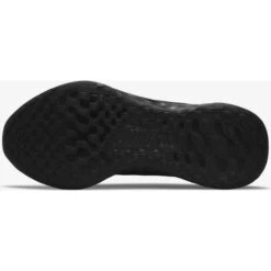 Nike Revolution 6 M - Black/Dark Smoke Grey -Shoe Style Shop Nike Revolution 6 M Black Dark Smoke Grey 1