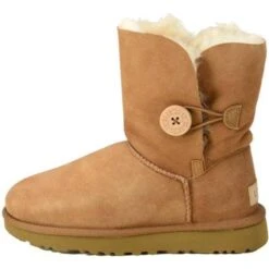 UGG Bailey Button II - Chestnut -Shoe Style Shop UGG Bailey Button II Chestnut 2